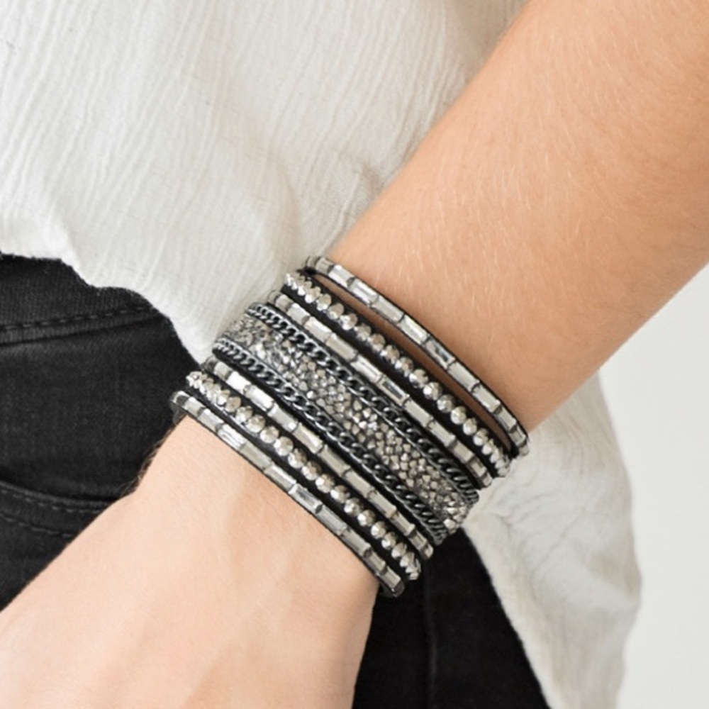 Rhinestone Rumble - Black Bracelet